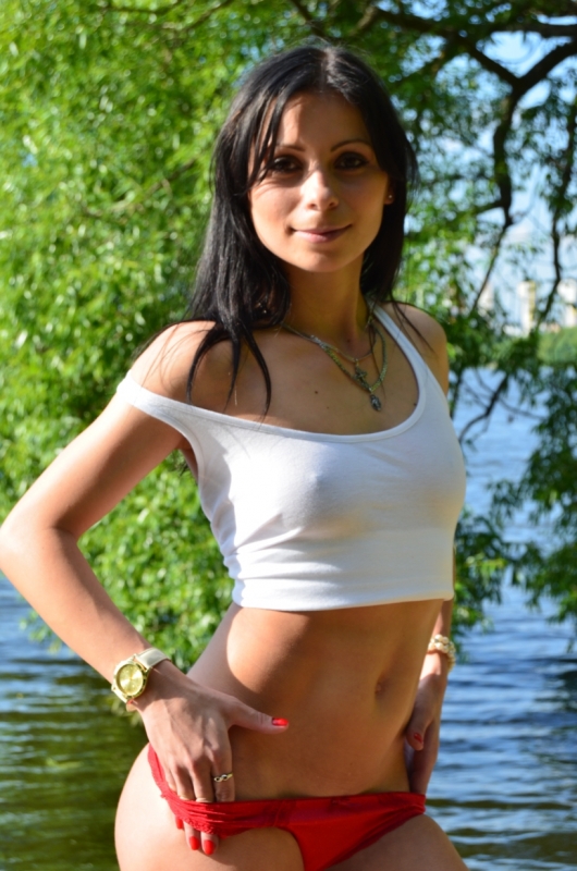 Цветана, 22 года, 1 размер груди